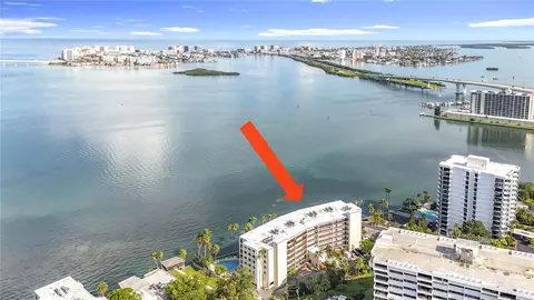 55 Rogers St #404, Clearwater, FL 33756
