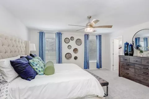 Bedroom - 5341 Coldpine Pl, Seffner, FL 33584 photo 2 of 5