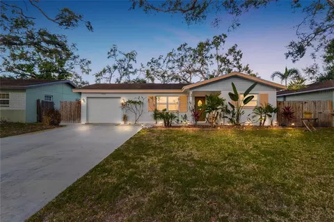 9717 54th Ave N, Saint Petersburg, FL 33708
