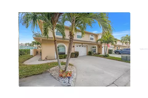 9049 Antigua Dr, Seminole, FL 33777