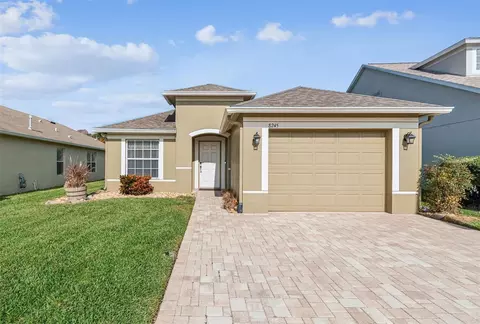8245 Crescent Moon Dr, New Port Richey, FL 34655