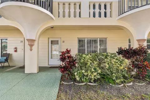 2295 Mexican Way #21, Clearwater, FL 33763