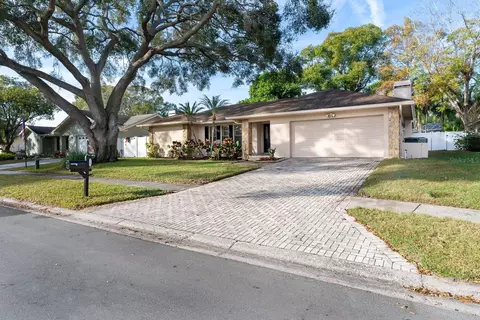 3105 Glenwood Ct, Safety Harbor, FL 34695