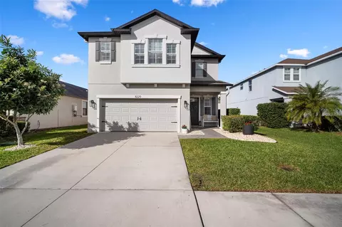 8229 Faire Frost Ln, Land O Lakes, FL 34637