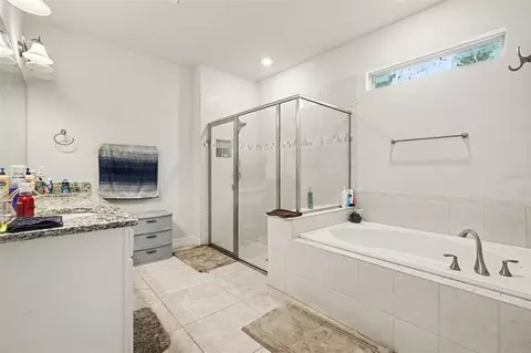 Bath - 12593 Palapa Loop, Spring Hill, FL 34610 photo 1 of 3
