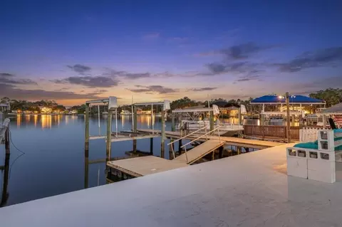 5531 Manatee Point Dr, New Port Richey, FL 34652