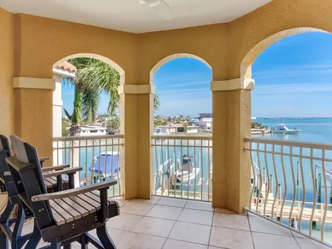 5353 Gulf Blvd #B202, Saint Pete Beach, FL 33706
