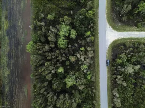 486 Westchester Dr, Lehigh Acres, FL 33972