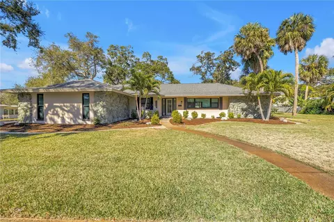 8261 28th Ave N, Saint Petersburg, FL 33710