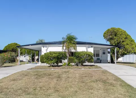 291 Lake Tarpon Dr, Palm Harbor, FL 34684