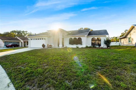 18847 Parade Rd, Hudson, FL 34667