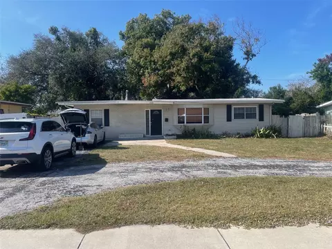 3128 49th St N, Saint Petersburg, FL 33710