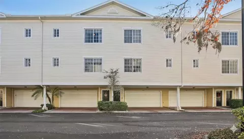 9872 Meadow Field Cir #503, Tampa, FL 33626