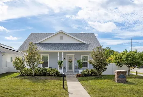 1854 13th Ave N, Saint Petersburg, FL 33713