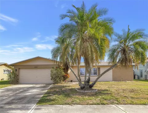 1861 Princeton Dr, Clearwater, FL 33765