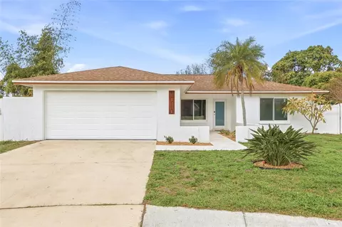 6050 Garmouth Way N, Saint Petersburg, FL 33709