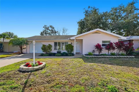 1803 Elmwood Dr, Oldsmar, FL 34677