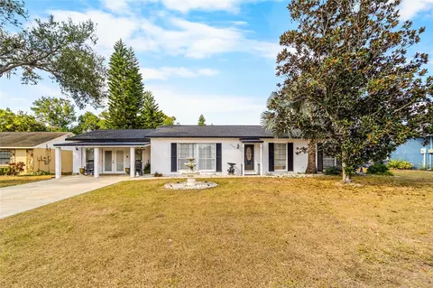 1539 Highcrest Cir, Valrico, FL 33596