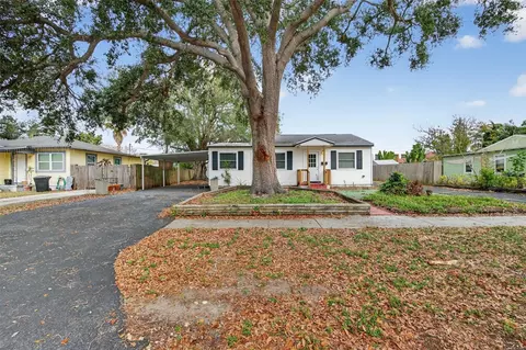 423 61st Ave NE, Saint Petersburg, FL 33703