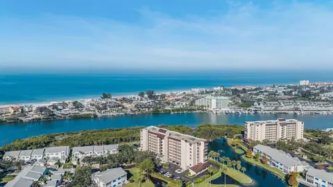 11590 Shipwatch Dr #347, Largo, FL 33774