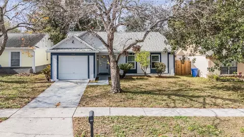 404 Regal Park Dr, Valrico, FL 33594