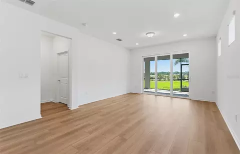 Living - 15013 Sunbeam St, Parrish, FL 34219 photo 3 of 4