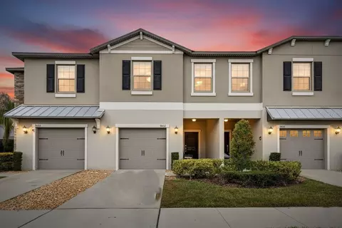 9652 Pembrooke Pines Dr, Sun City Center, FL 33573