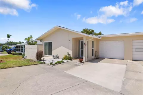 2740 Highlands Blvd #D, Palm Harbor, FL 34684