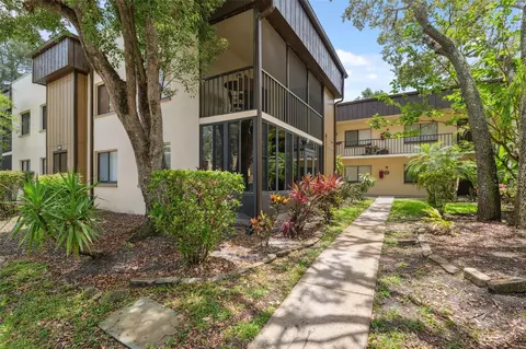 11809 Raintree Lake Ln #A, Tampa, FL 33617
