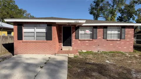 1818 Eskimo Ave, Tampa, FL 33604