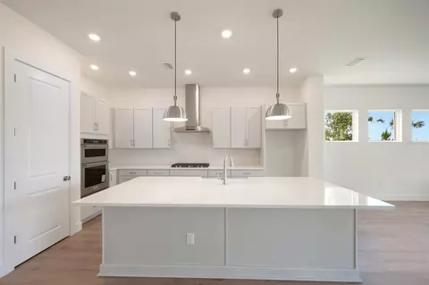 Kitchen - 17972 Foxtail Loop, Venice, FL 34293 photo 1 of 1