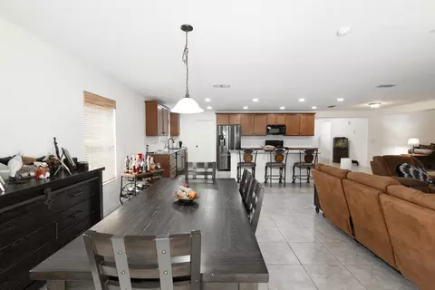 Dining - 11331 Brighton Knoll Loop, Riverview, FL 33579 photo 1 of 1