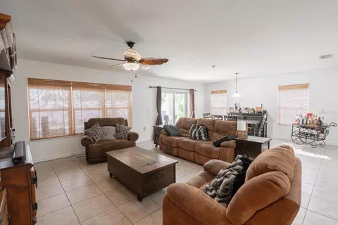 Living - 11331 Brighton Knoll Loop, Riverview, FL 33579 photo 2 of 5