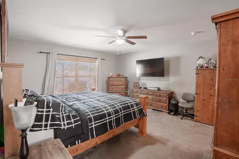 Bedroom - 11331 Brighton Knoll Loop, Riverview, FL 33579 photo 3 of 11