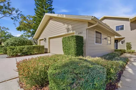 1127 Royal Troon Ct, Tarpon Springs, FL 34688