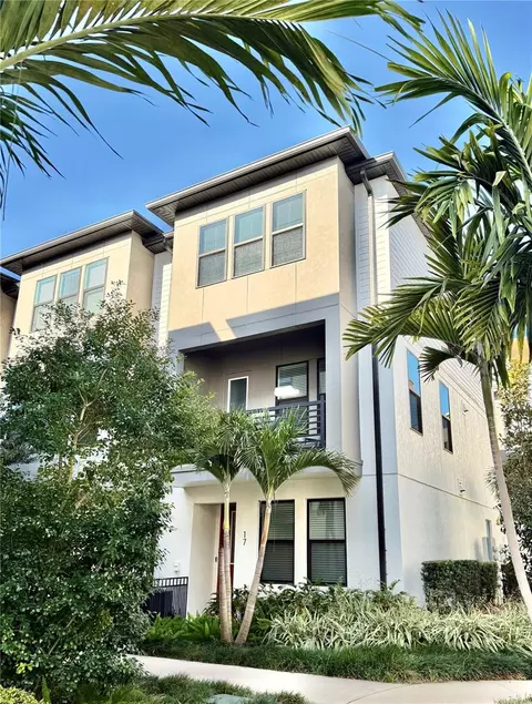 2511 N Grady Ave #17, Tampa, FL 33607