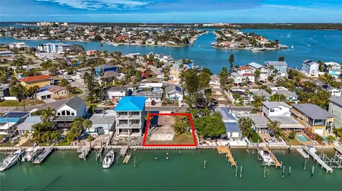 331 Boca Ciega Dr, Madeira Beach, FL 33708