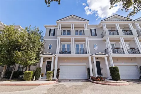 260 Newbury Pl N, Saint Petersburg, FL 33716