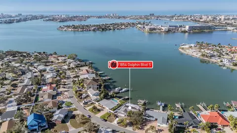 1854 Dolphin Blvd S, Saint Petersburg, FL 33707