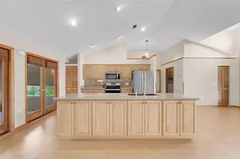 Kitchen - 1207 Overlook Rd, Eustis, FL 32726 photo 1 of 2