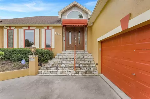 Exterior - 1207 Overlook Rd, Eustis, FL 32726 photo 4 of 11