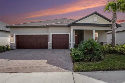 17100 Forge Surf St, Land O Lakes, FL 34638