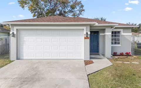 8434 N River Dune St, Tampa, FL 33617