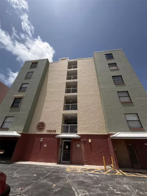 19236 Gulf Blvd #104, Indian Shores, FL 33785