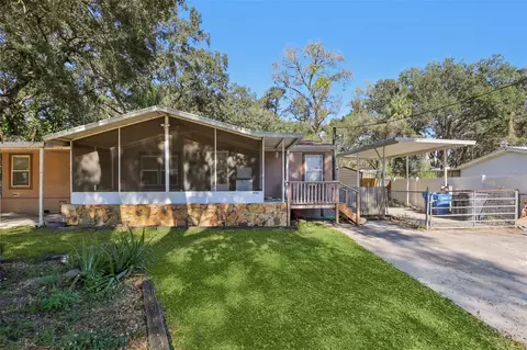10706 Magnolia Dr, Thonotosassa, FL 33592