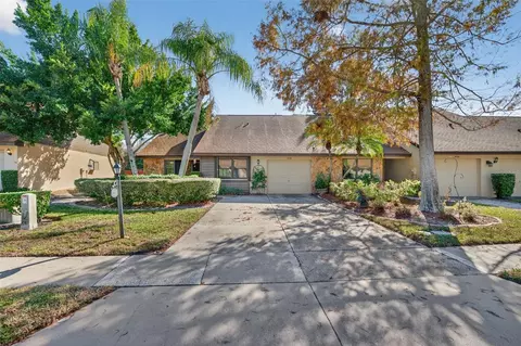 9750 Lake Seminole Dr E, Largo, FL 33773