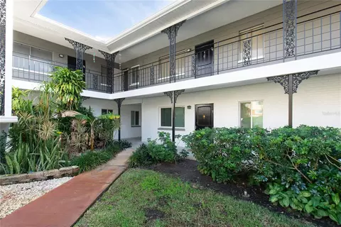 6266 1st Ave S #5, Saint Petersburg, FL 33707