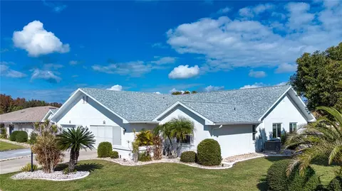 1619 Faxton Dr, Sun City Center, FL 33573