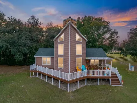 3719 Moores Lake Rd, Dover, FL 33527