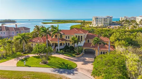 1363 Oceanview Dr, Tierra Verde, FL 33715